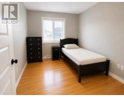 12 Douglas Street thumbnail 9