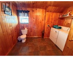17 Hicks Road thumbnail 18