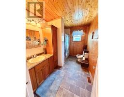 17 Hicks Road thumbnail 19