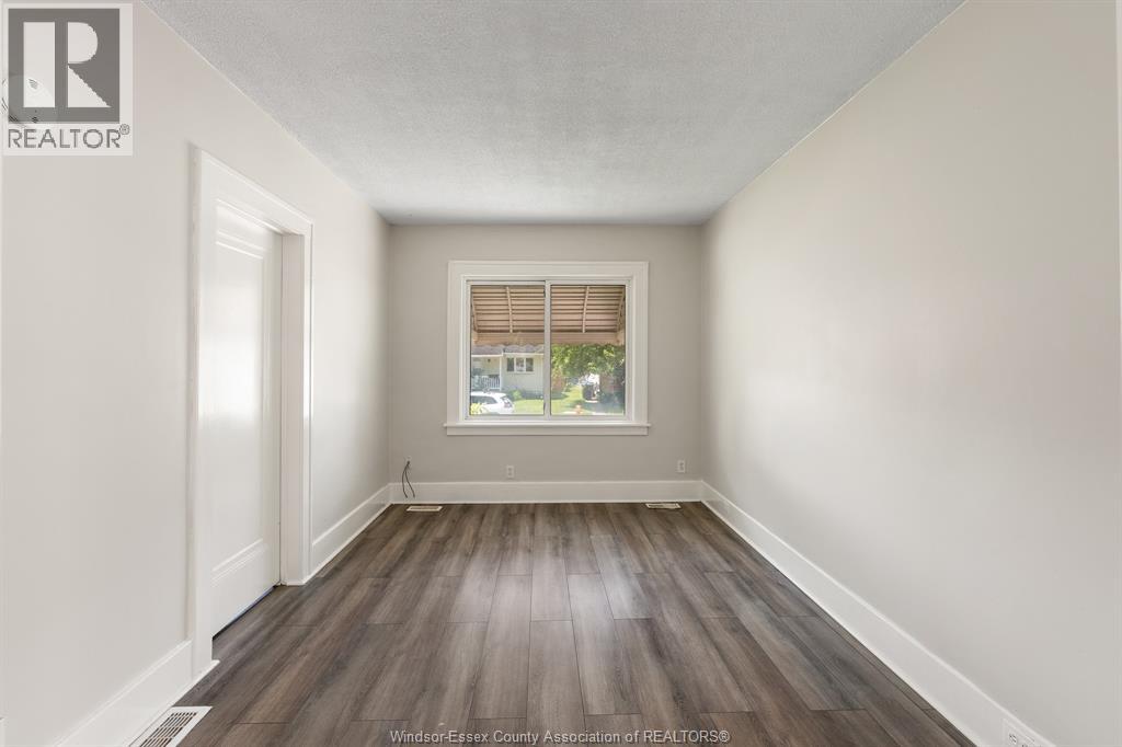 1054 Josephine - 6