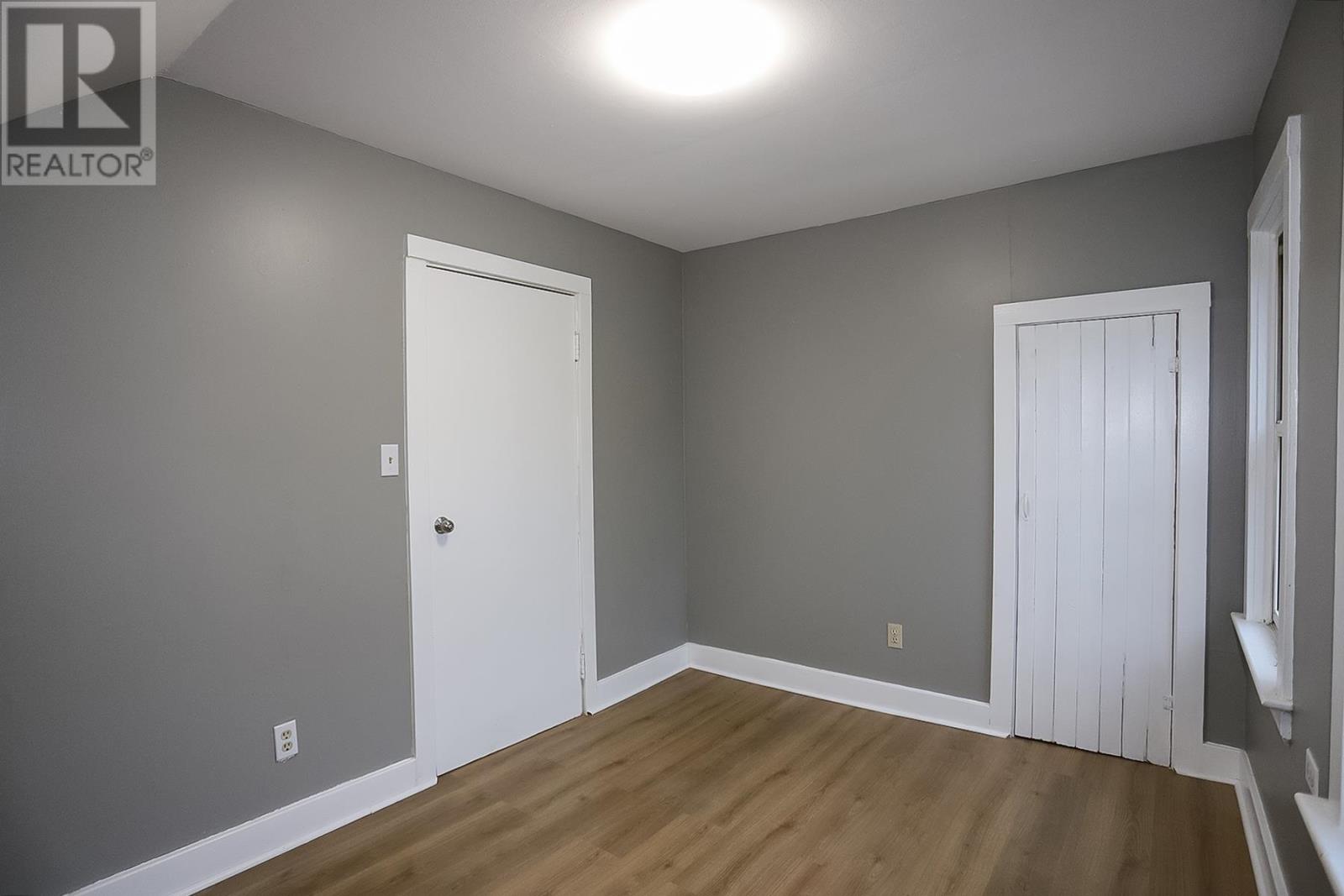 299 Goulais AVE - 32