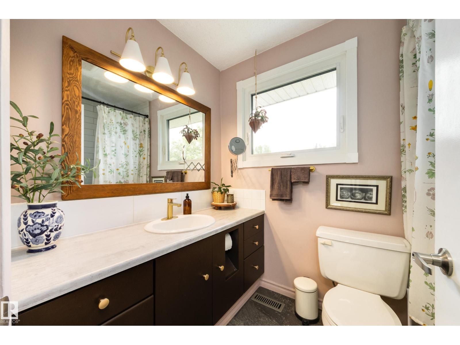 4233 85 ST NW NW - Photo 21