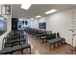 2466 Danforth Avenue, Toronto, ON M4C1K9 Photo 6
