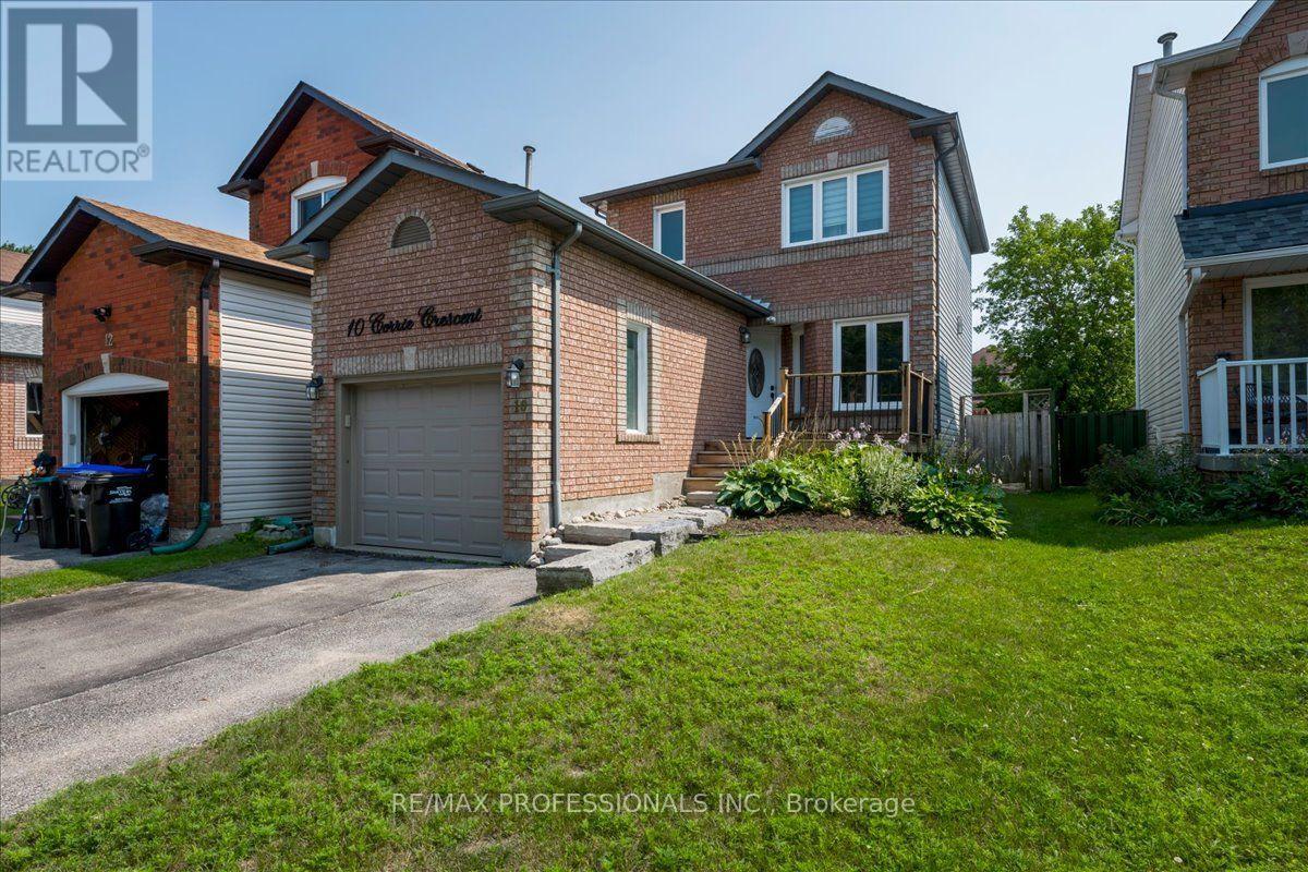 10 CORRIE CRESCENT - 2