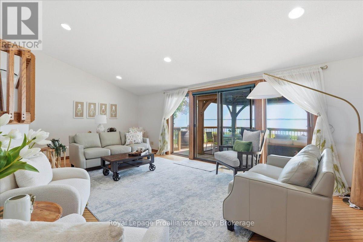 40 WALLBRIDGE CIRCLE - Image 13