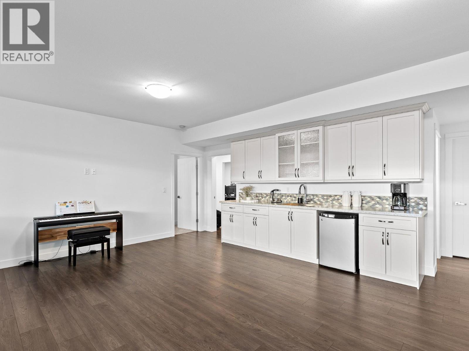 6666 Blackcomb Way - Image 46