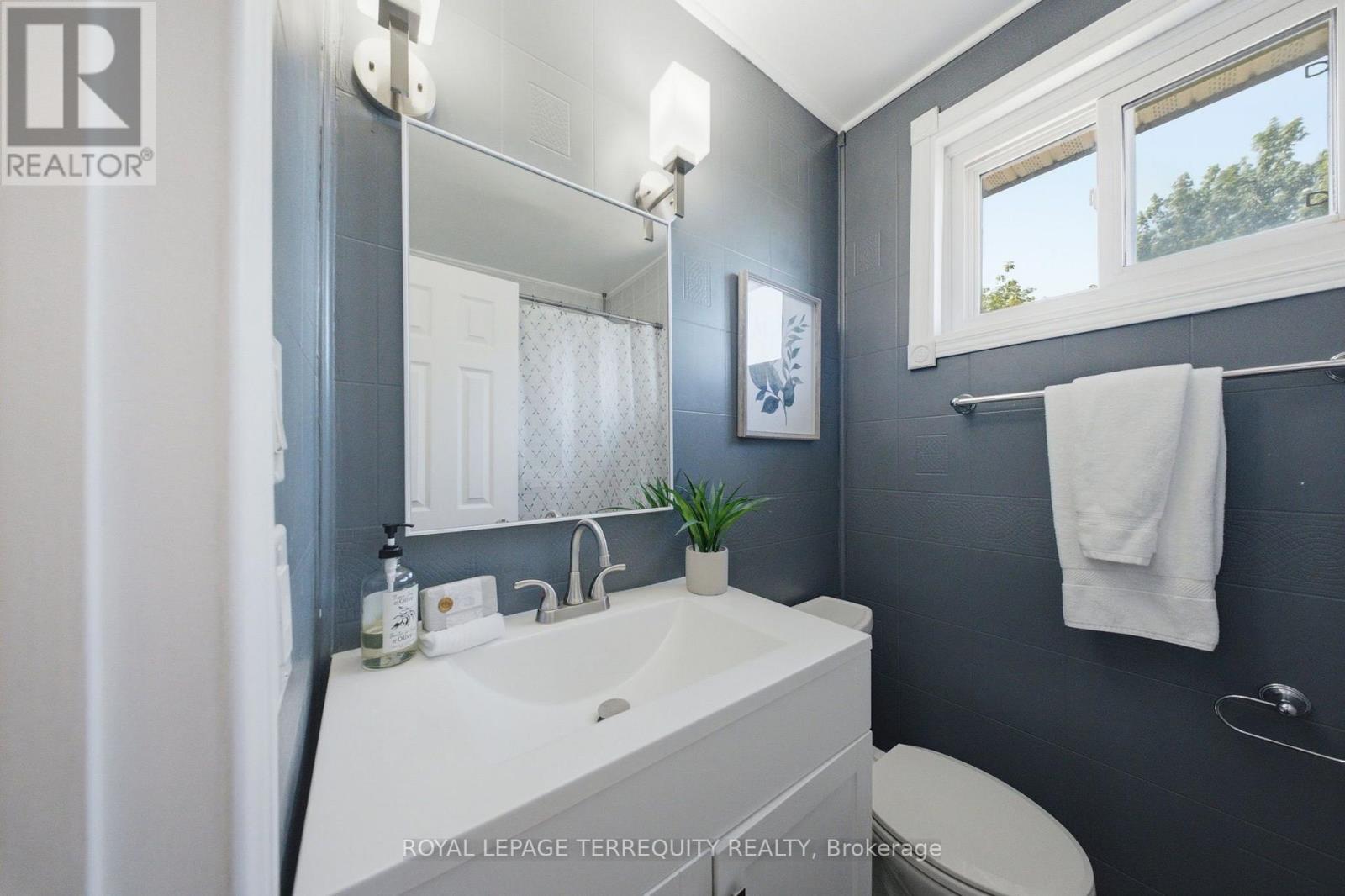 362 DURHAM COURT - Image 17