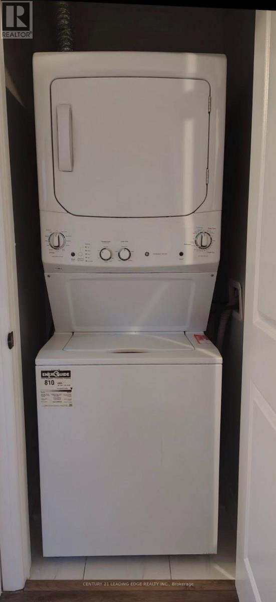 109 FAIRLANE AVENUE S - Image 10