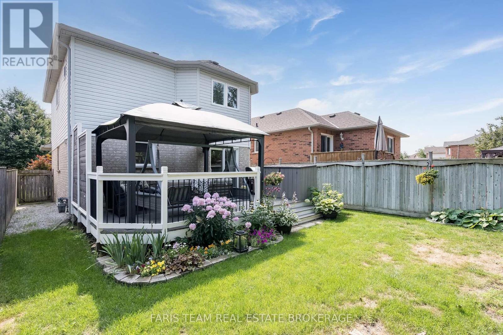 4 BLUEGRASS DRIVE - 32