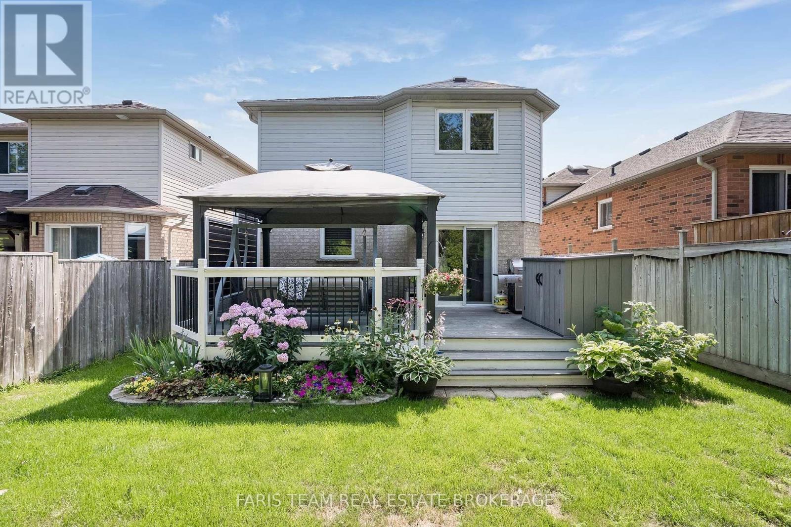 4 BLUEGRASS DRIVE - 33