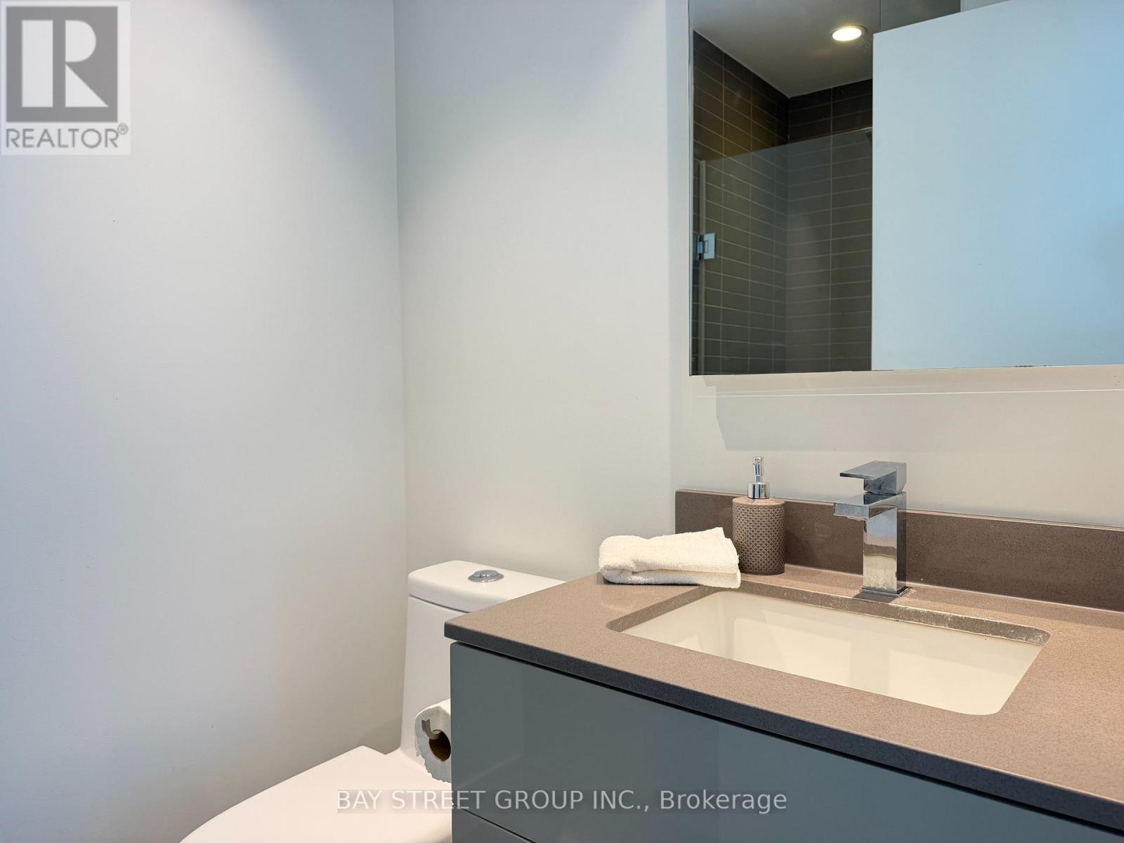 #4501 7 GRENVILLE STREET - 13