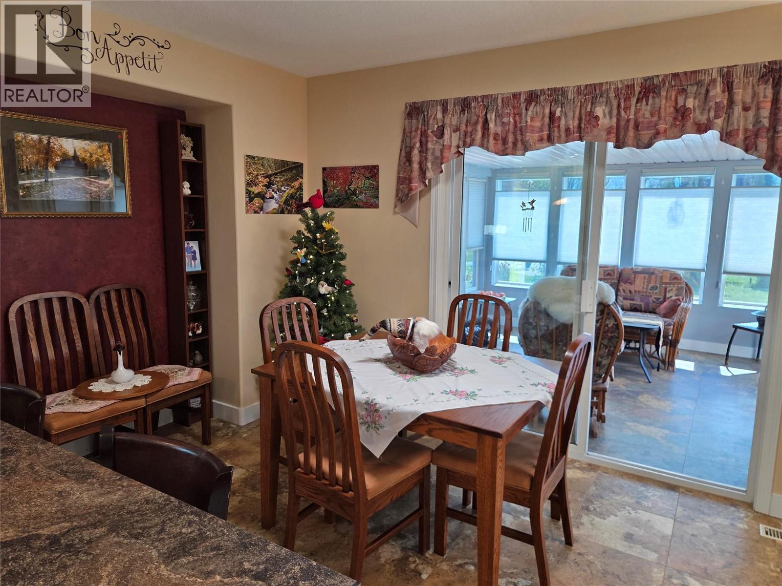 515 Vanderlinde Drive - 10