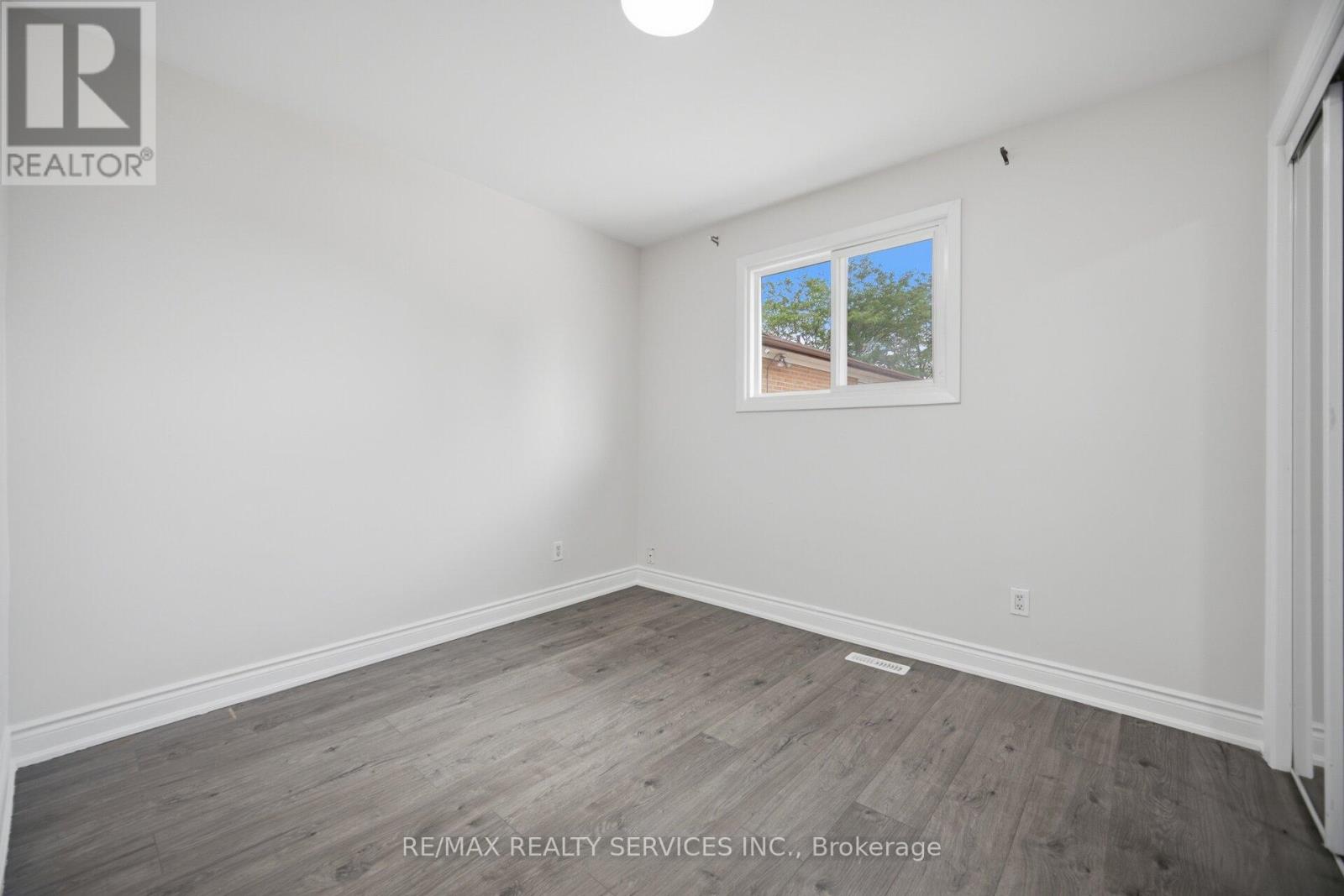 7493 NETHERWOOD ROAD - 29