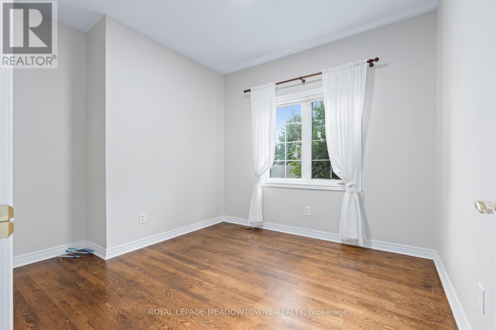 10 ORCHARD PARK GATE - Image 27