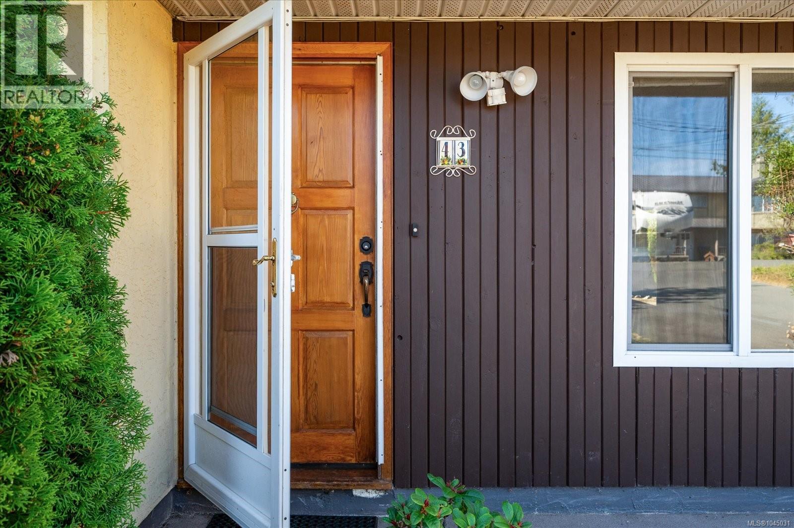 43 Gerald Pl - 2