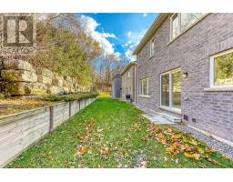 2579 Islington Avenue, Toronto, ON M9V4A2 Photo 44