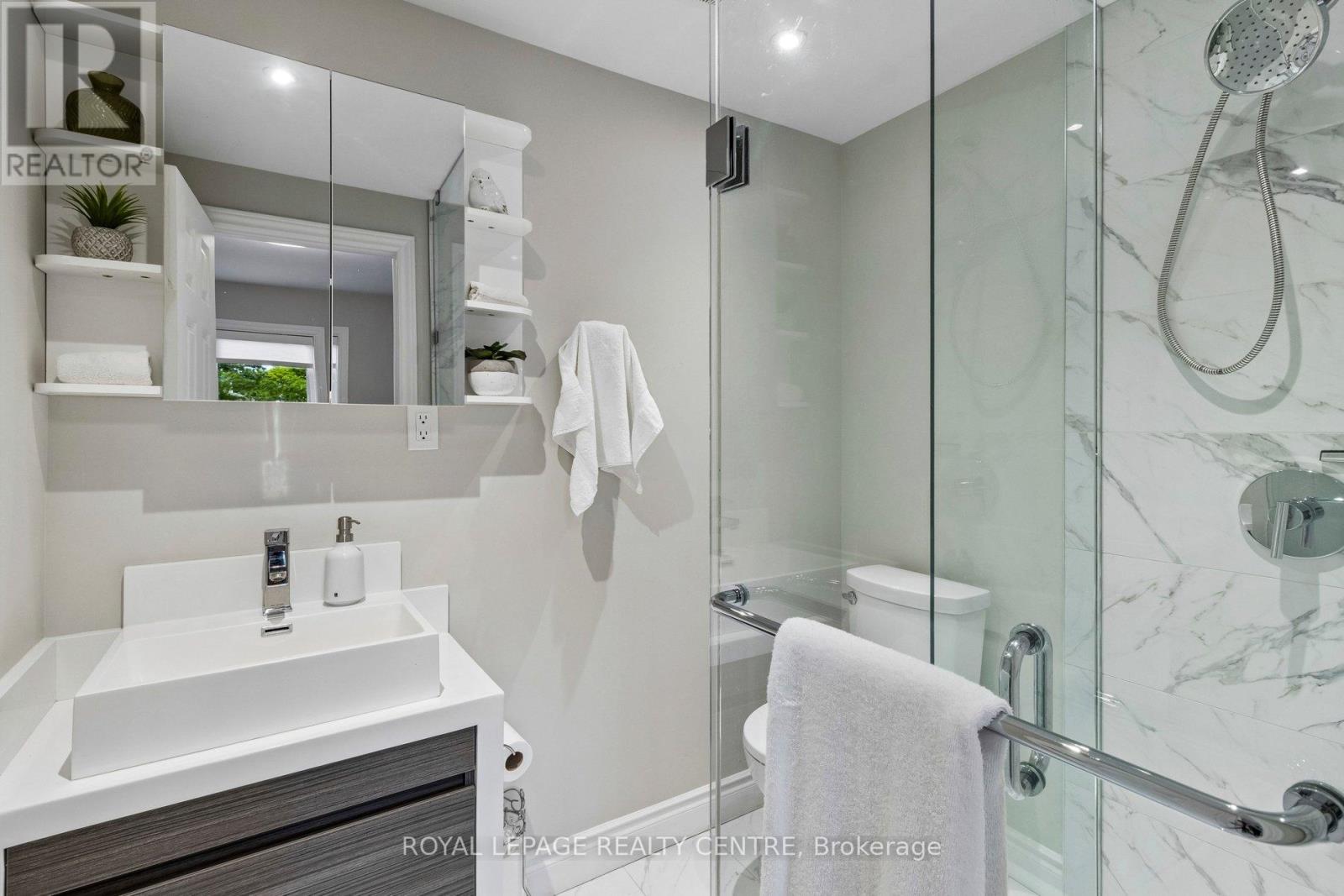 4480 HAYDOCK PARK DRIVE - Image 35