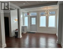 586 Water Street thumbnail 4