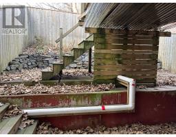 586 Water Street thumbnail 5