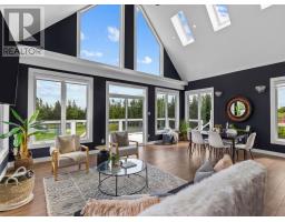 28 Flora Drive thumbnail 13