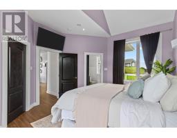 28 Flora Drive thumbnail 23