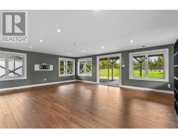 28 Flora Drive thumbnail 32