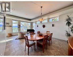 11677 Sunshine Coast Highway, Madeira Park, BC V0N2H1 Photo 12