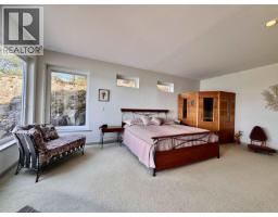 11677 Sunshine Coast Highway, Madeira Park, BC V0N2H1 Photo 28