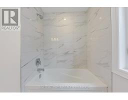 2579 Islington Avenue, Toronto, ON M9V4A2 Photo 35