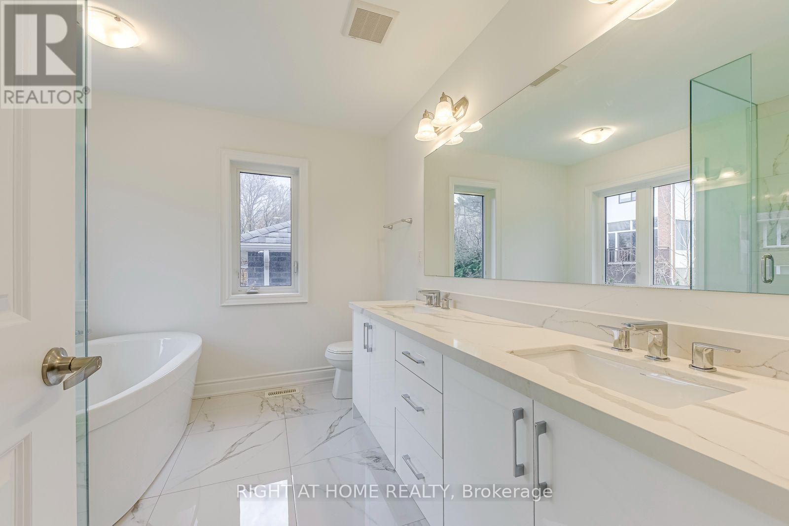 2581 ISLINGTON AVENUE - Image 29