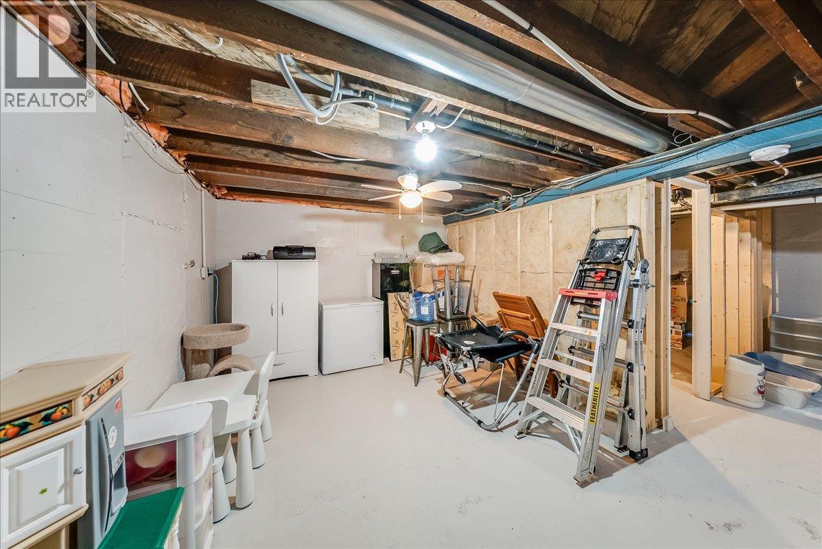 2250 Eighth Avenue, Trail