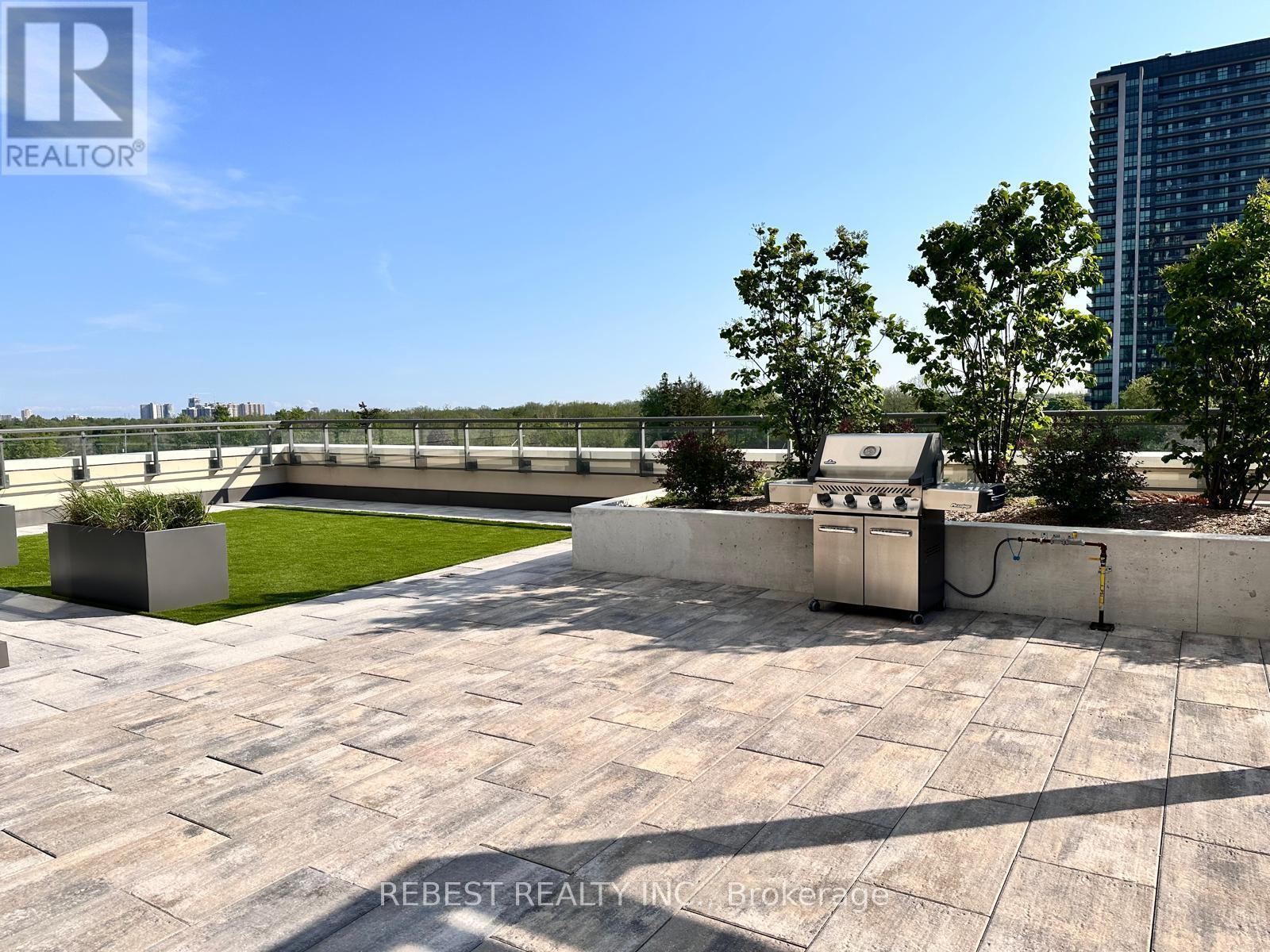 #1603 15 LYNCH STREET - Image 32