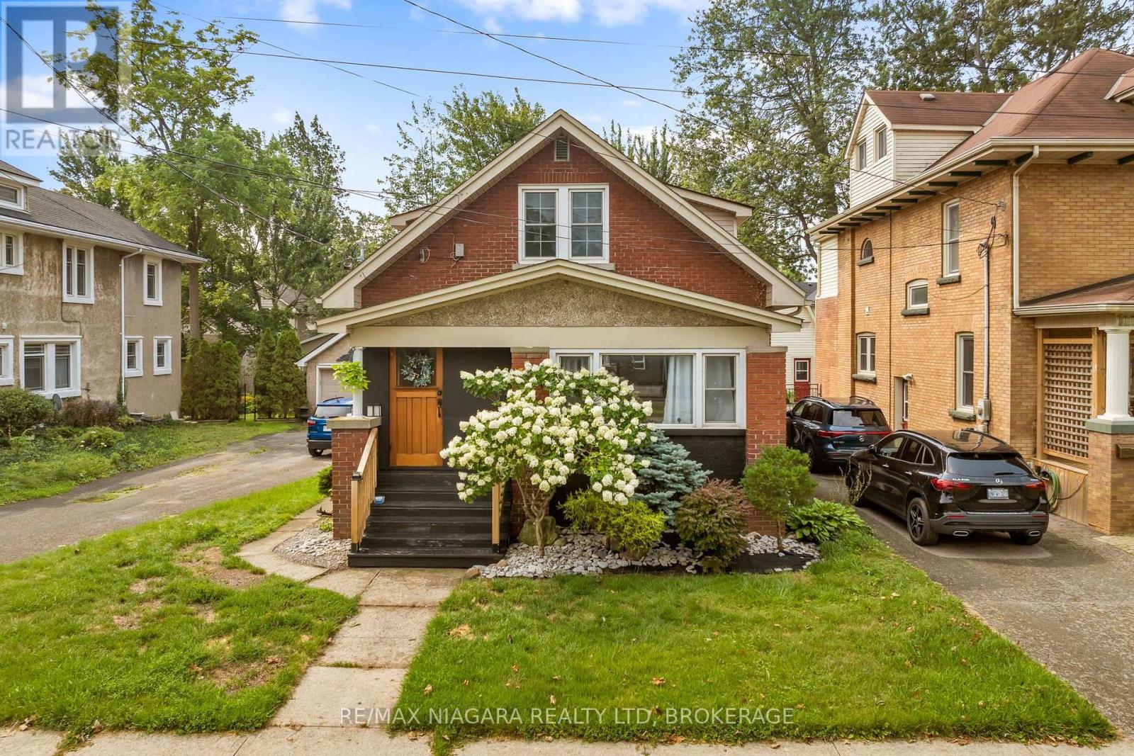 Property for sale at 214 KENT STREET