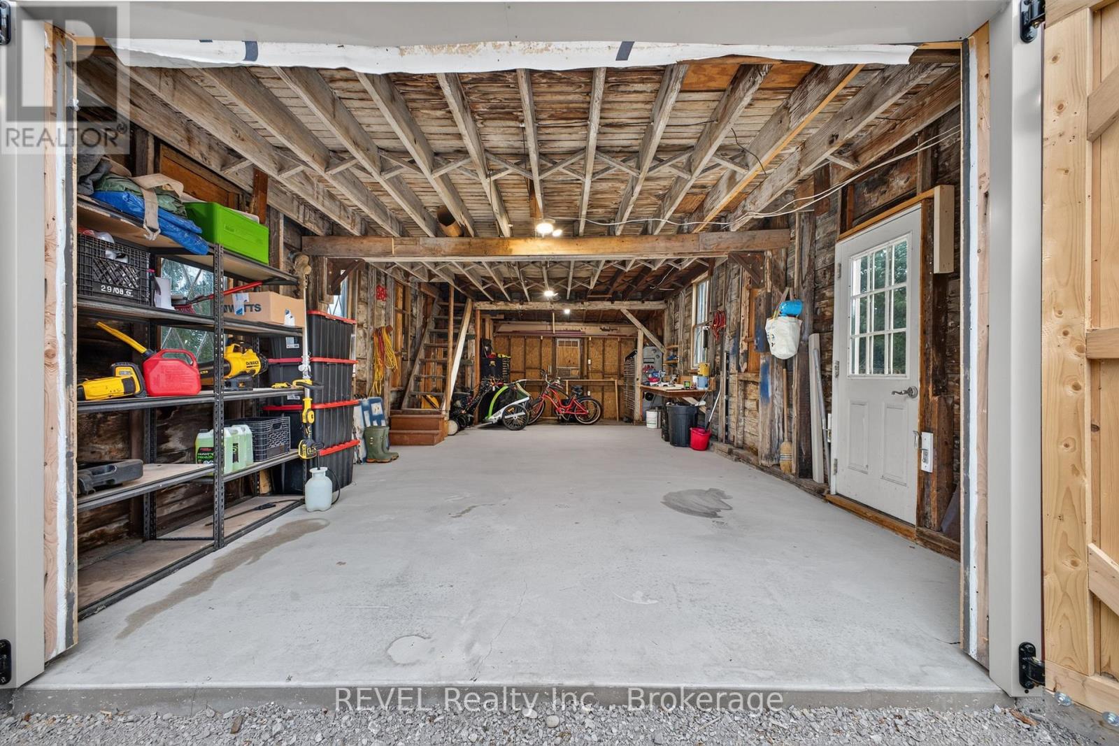312 PHIPPS STREET - 8