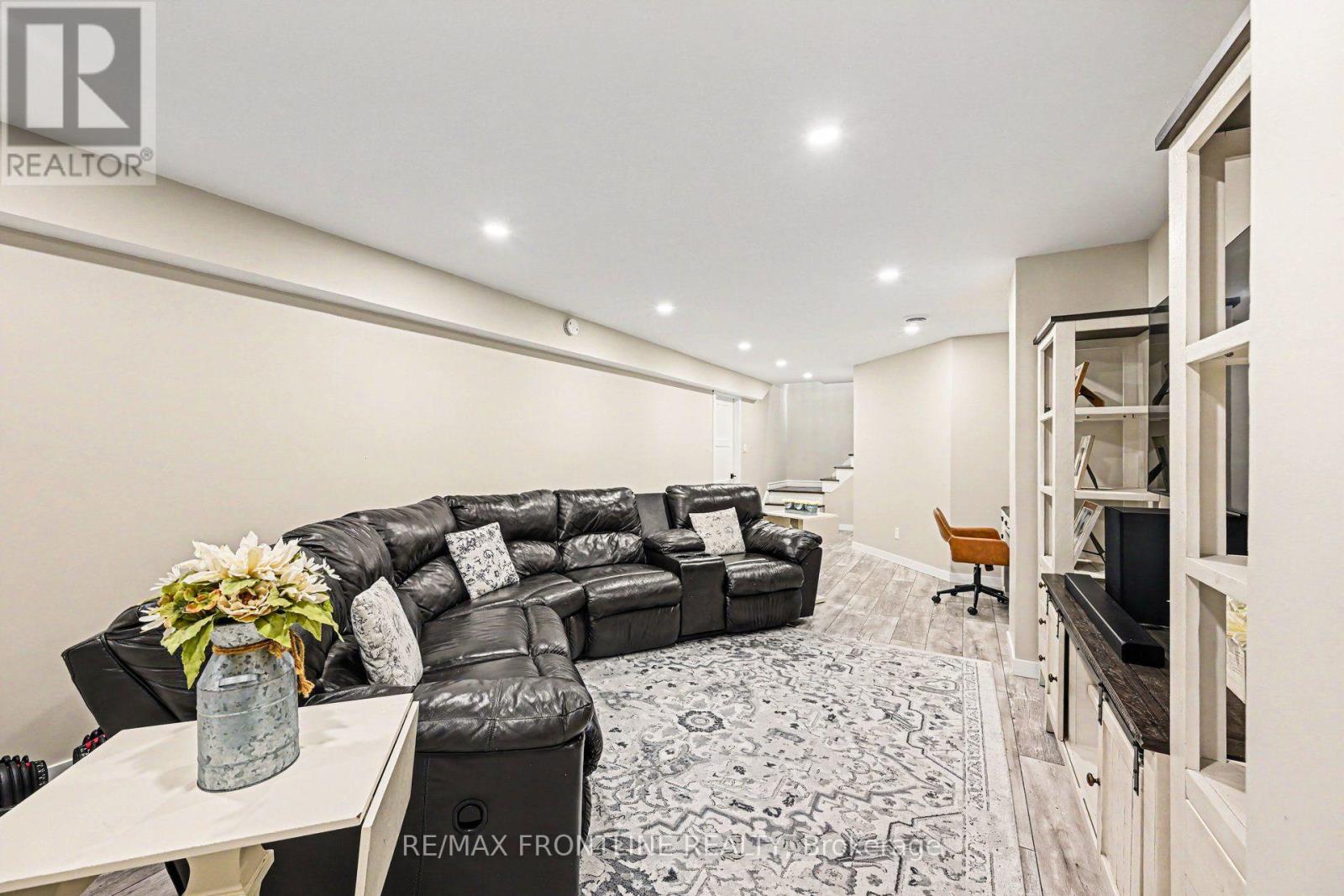 112 ROBERT RUN - Image 27