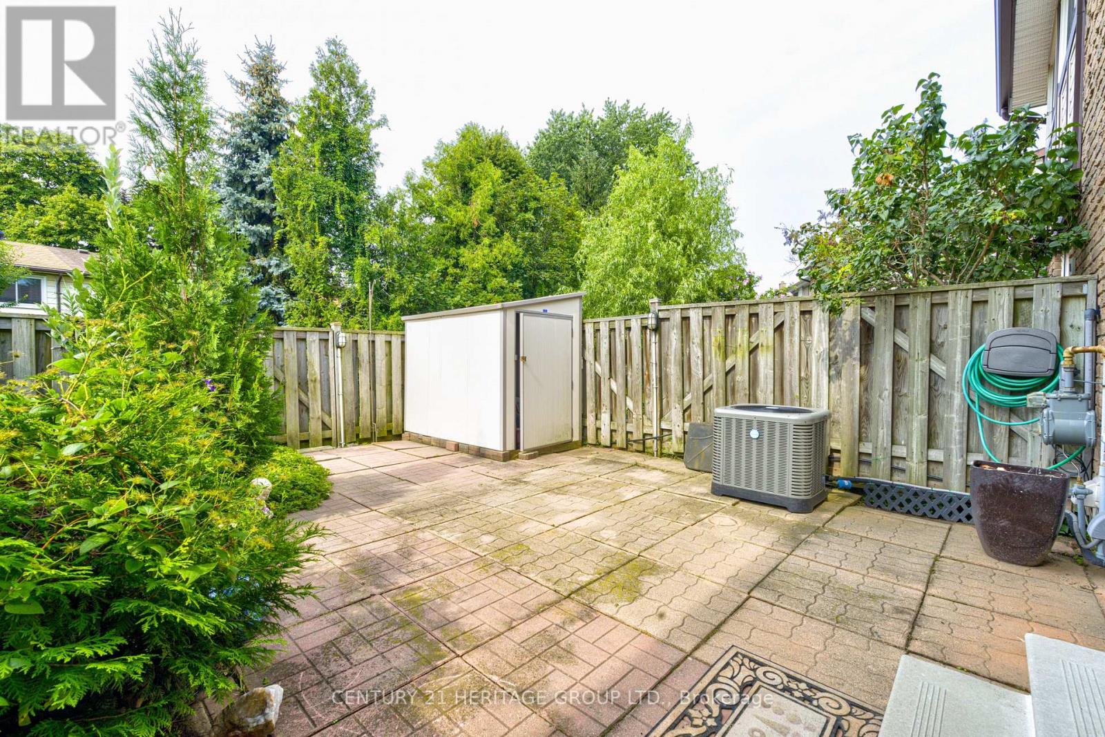 #73 145 RICE AVENUE - Image 32