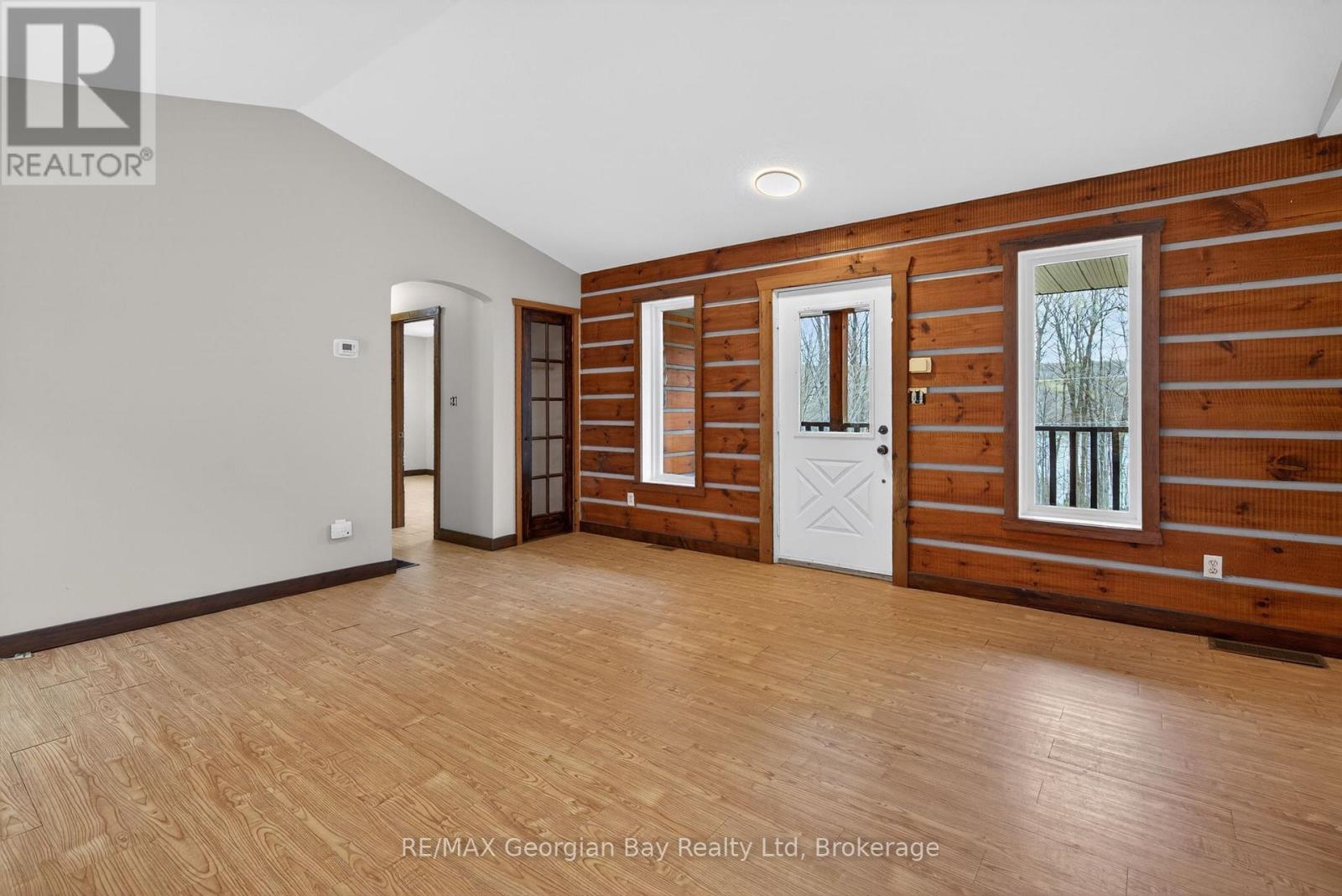 90 FARLAIN LAKE ROAD W - 9