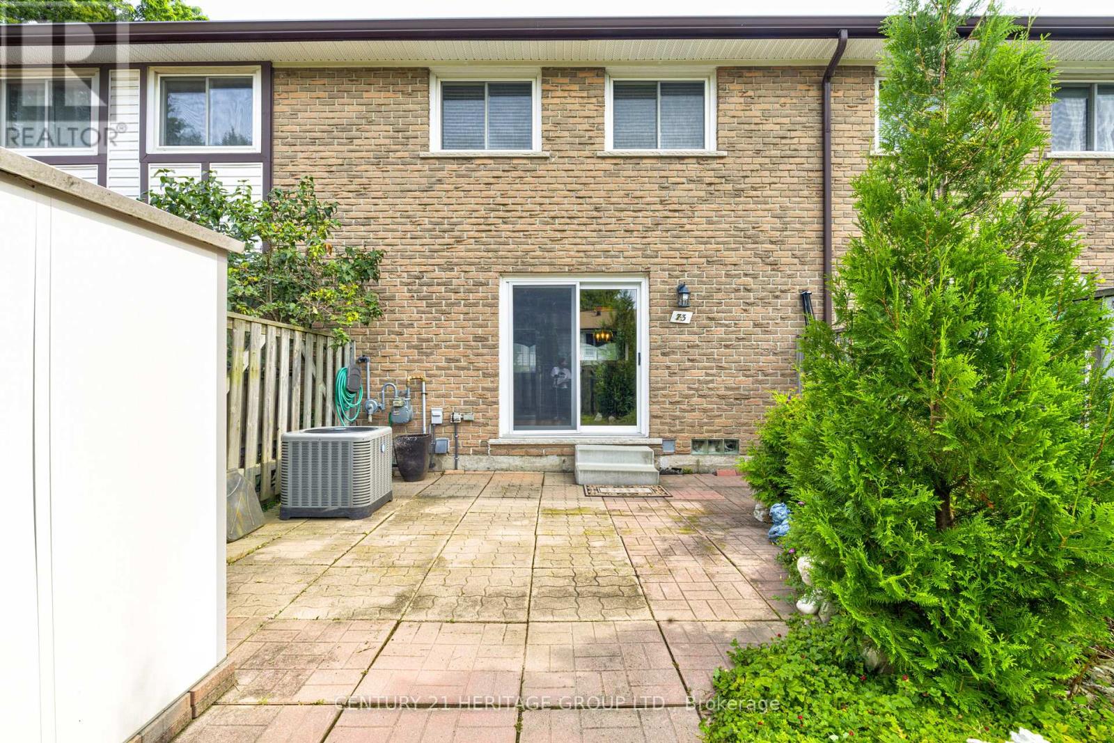 #73 145 RICE AVENUE - Image 33