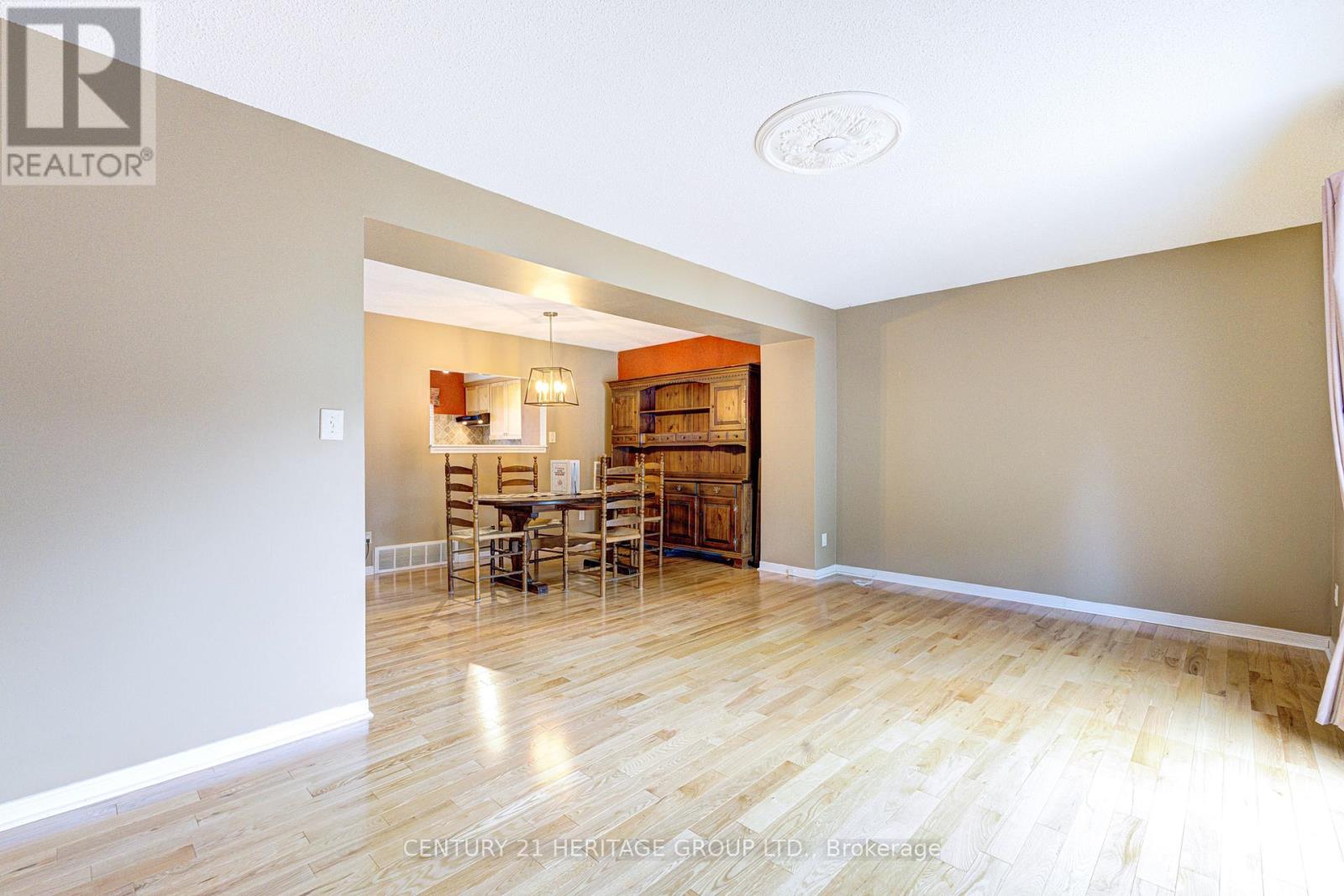 #73 145 RICE AVENUE - 7