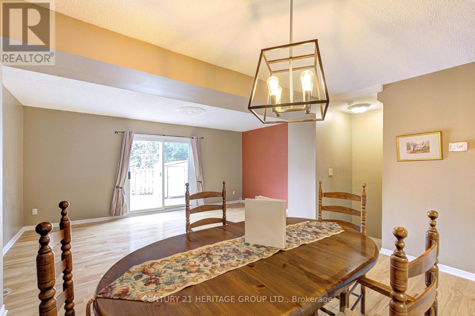 #73 145 RICE AVENUE - 12