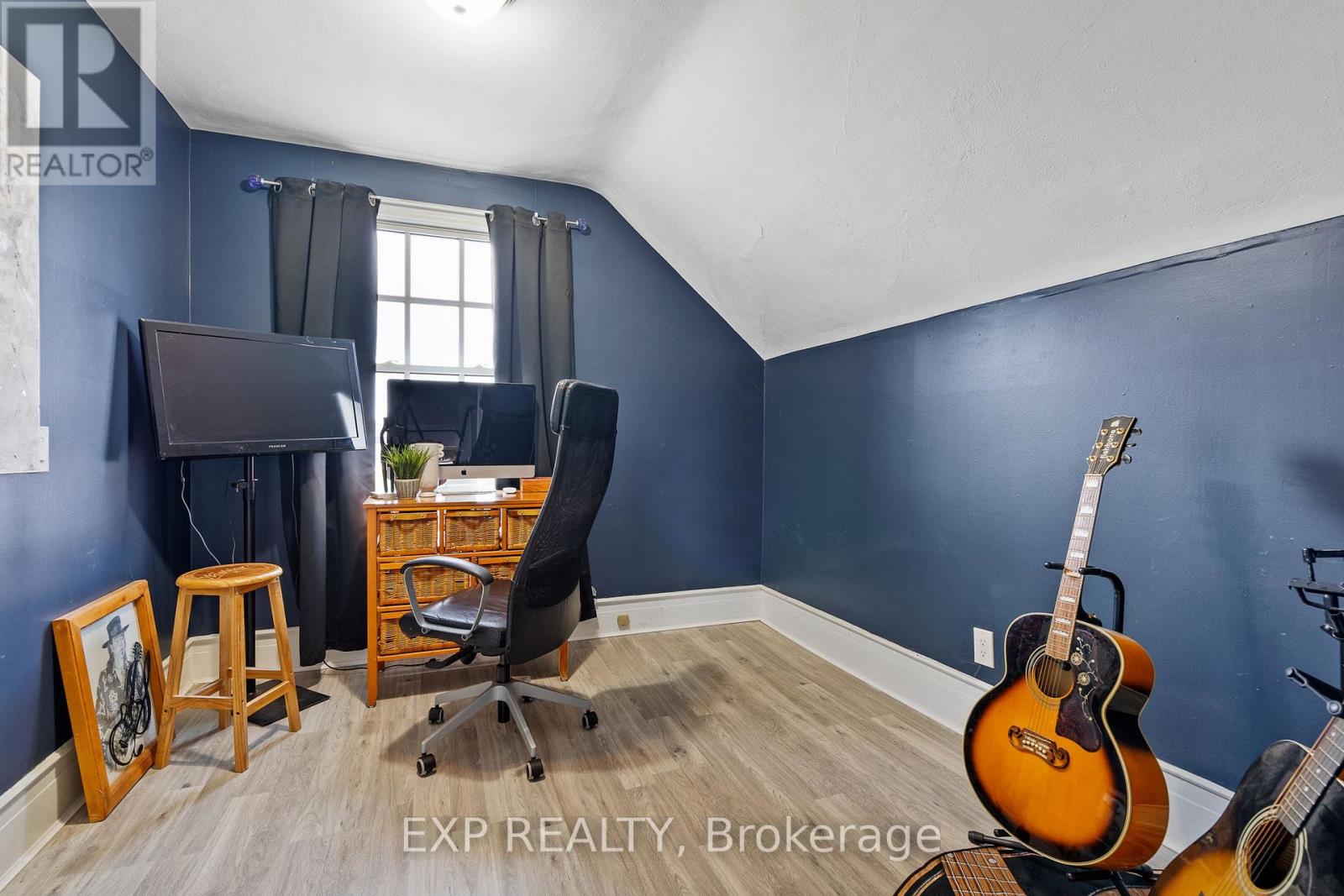 4235 FLY ROAD - Image 21