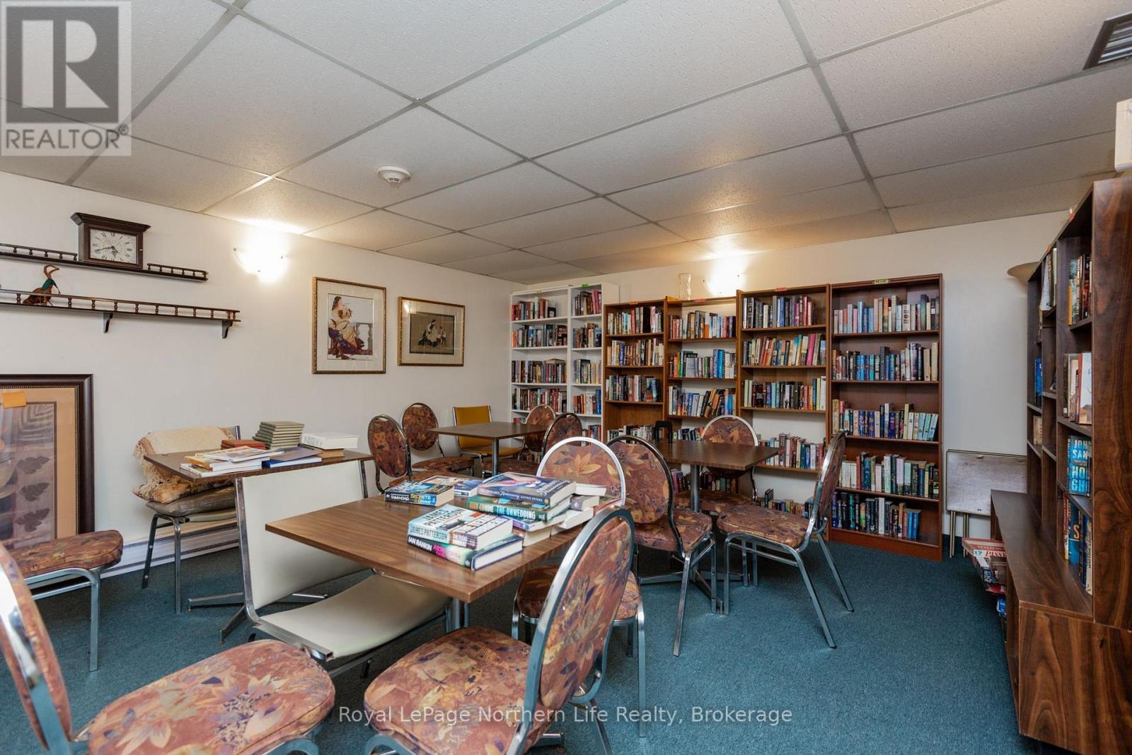 #302 161 LINDSAY STREET - Image 40