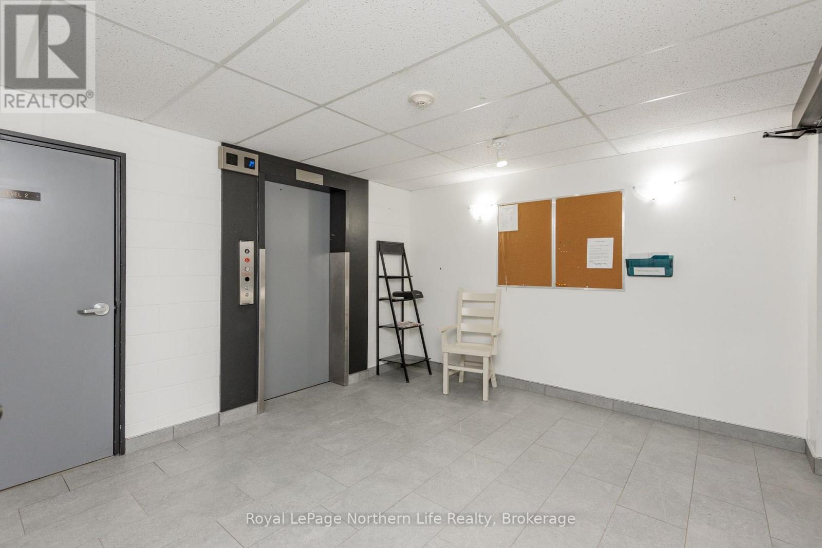 #302 161 LINDSAY STREET - 5