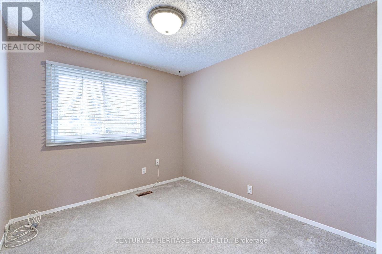 #73 145 RICE AVENUE - 24