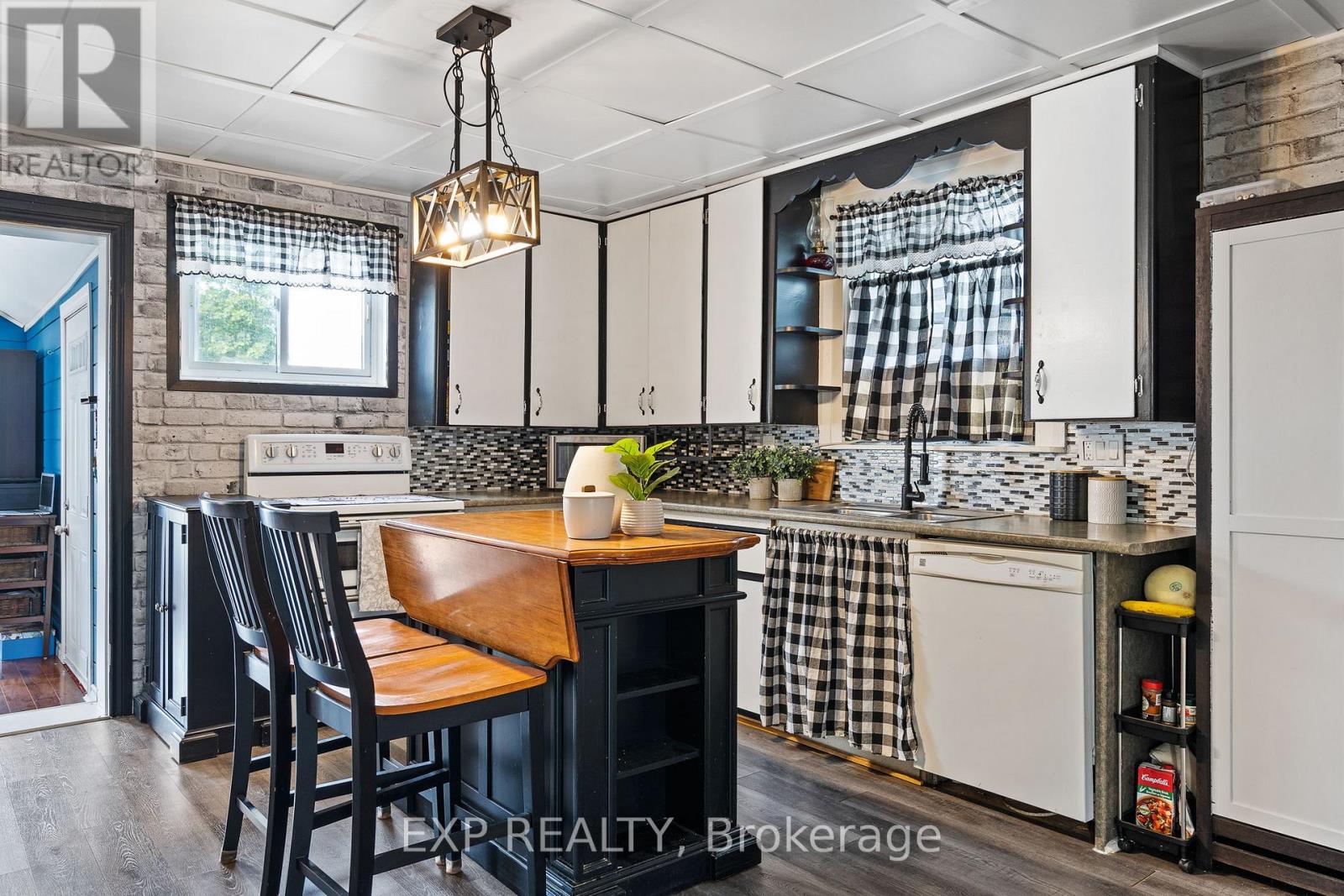 4235 FLY ROAD - Image 11