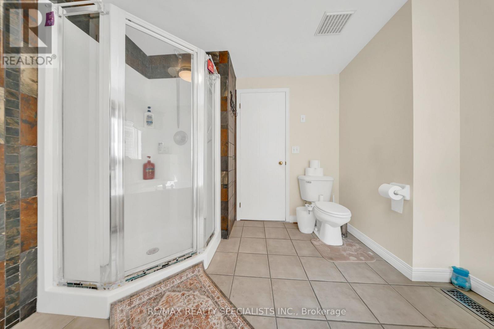 17 BUCKTHORN CRESCENT W - Image 25