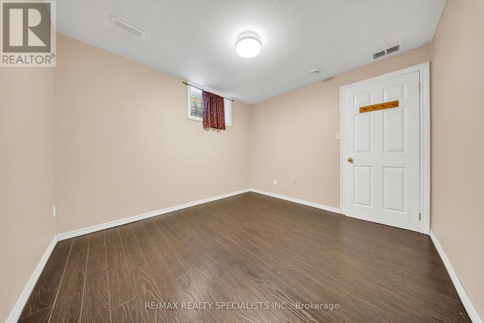 17 BUCKTHORN CRESCENT W - Image 36