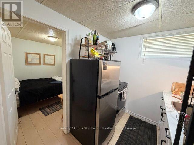 425 KING STREET W - Image 23