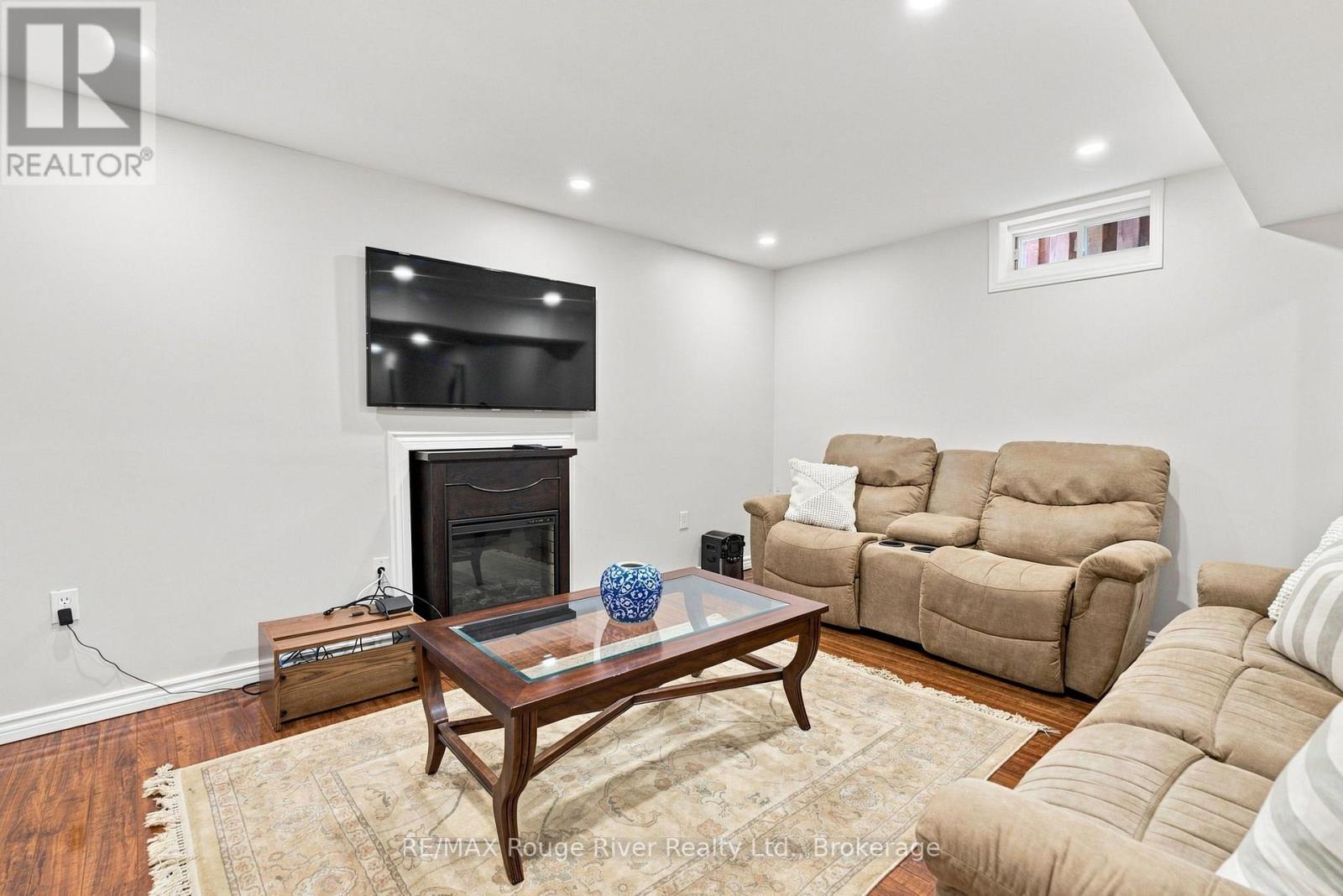 26 WOODLANDS AVENUE - Image 25