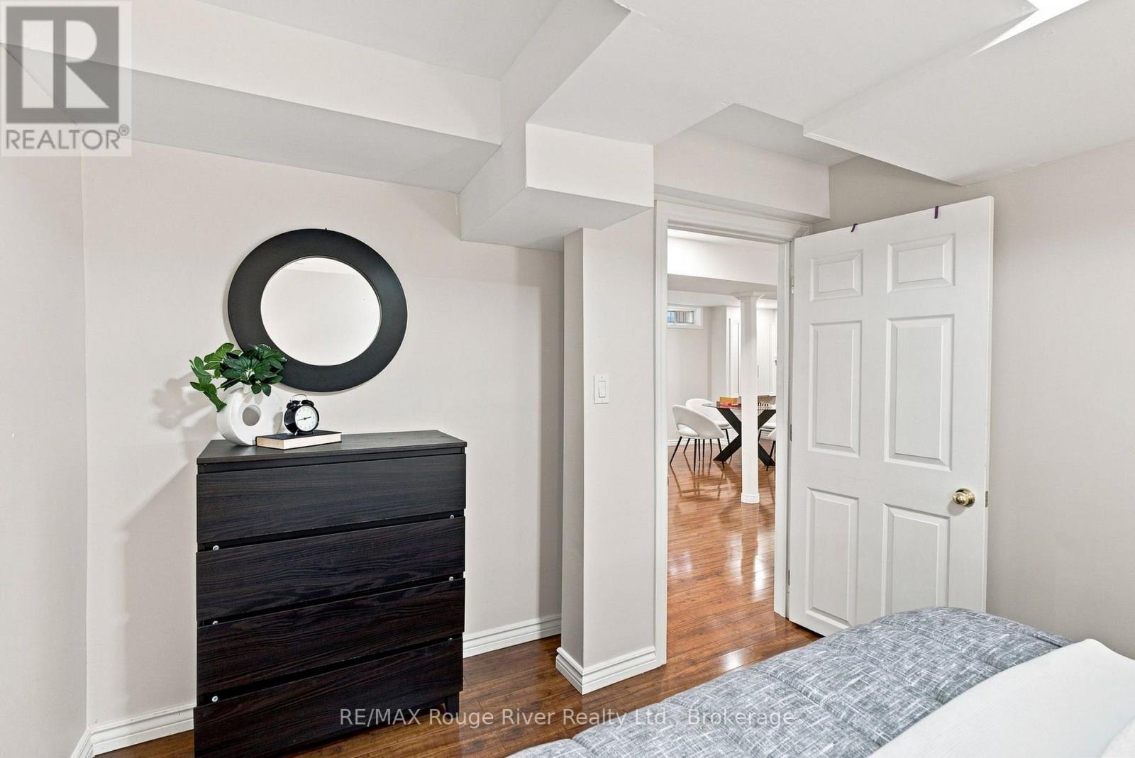 26 WOODLANDS AVENUE - Image 28